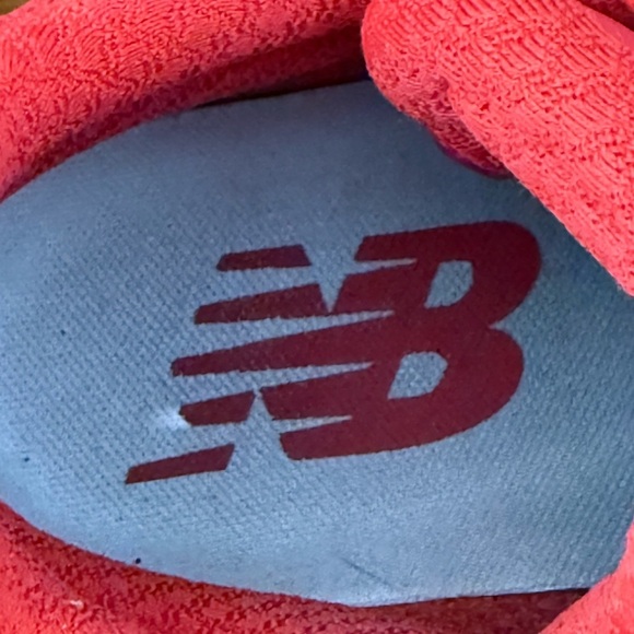 New Balance Red White Men’s TWO WXY v5 Athletic Basketball Sneakers 8.5E Wide - Picture 9 of 10
